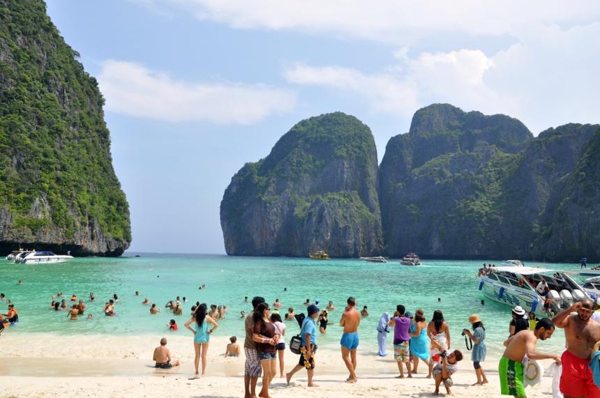 中國出境機(jī)票價(jià)格回落 越南、日本游熱度上漲 中國出境機(jī)票價(jià)格回落 越南、日本游熱度上漲