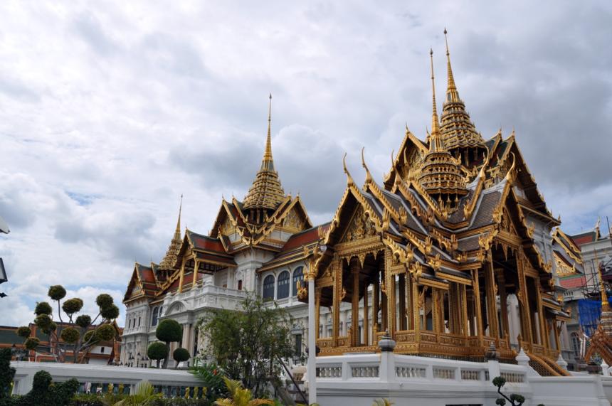 中國出境跟團游目的地增至60國 票價下降近兩成 中國出境跟團游目的地增至60國 票價下降近兩成