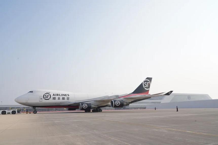 鄂州花湖機場首條國際貨運航線開通 順豐航空波音747執飛 鄂州花湖機場首條國際貨運航線開通 順豐航空波音747執飛