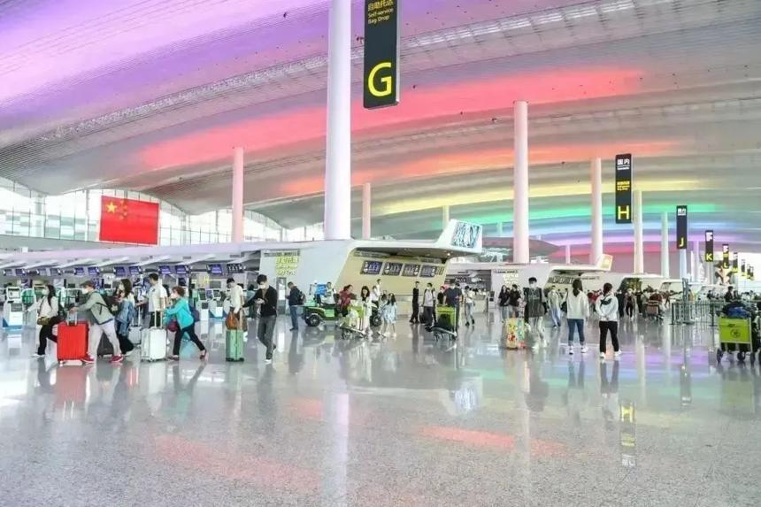 廣州白云機場喜獲 “旅客滿意度優秀機場獎”