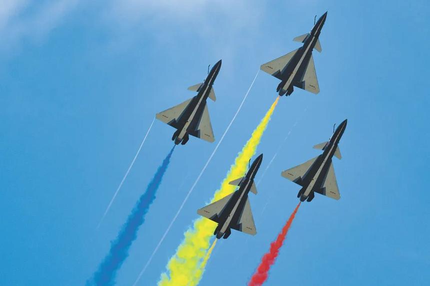 空軍八一飛行表演隊在第16屆蘭卡威國際海事和航空展精彩亮相 空軍八一飛行表演隊在第16屆蘭卡威國際海事和航空展精彩亮相