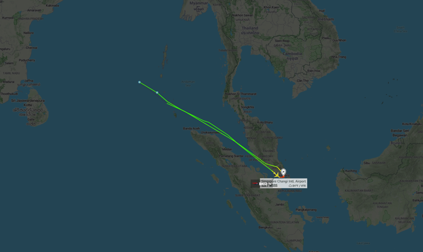遭遇嚴(yán)重亂流 英國航空客機返回新加坡 5名空乘受傷 遭遇嚴(yán)重亂流 英國航空客機返回新加坡 5名空乘受傷