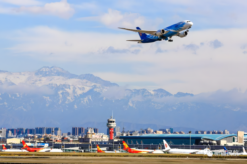 烏魯木齊國際機(jī)場(chǎng)旅客吞吐量突破2500萬人次創(chuàng)歷史新高 烏魯木齊國際機(jī)場(chǎng)旅客吞吐量突破2500萬人次創(chuàng)歷史新高