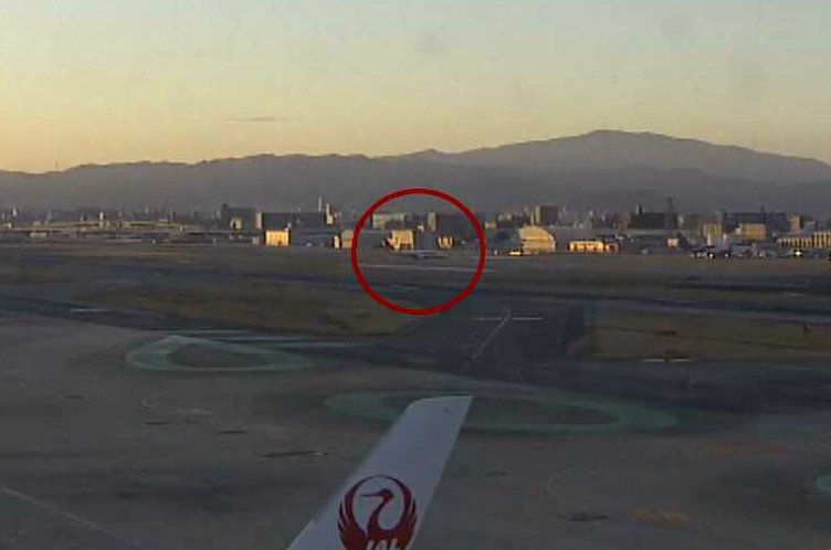 日本福岡機場一周出現兩次同樣狀況 兩架外國客機誤闖死路受困