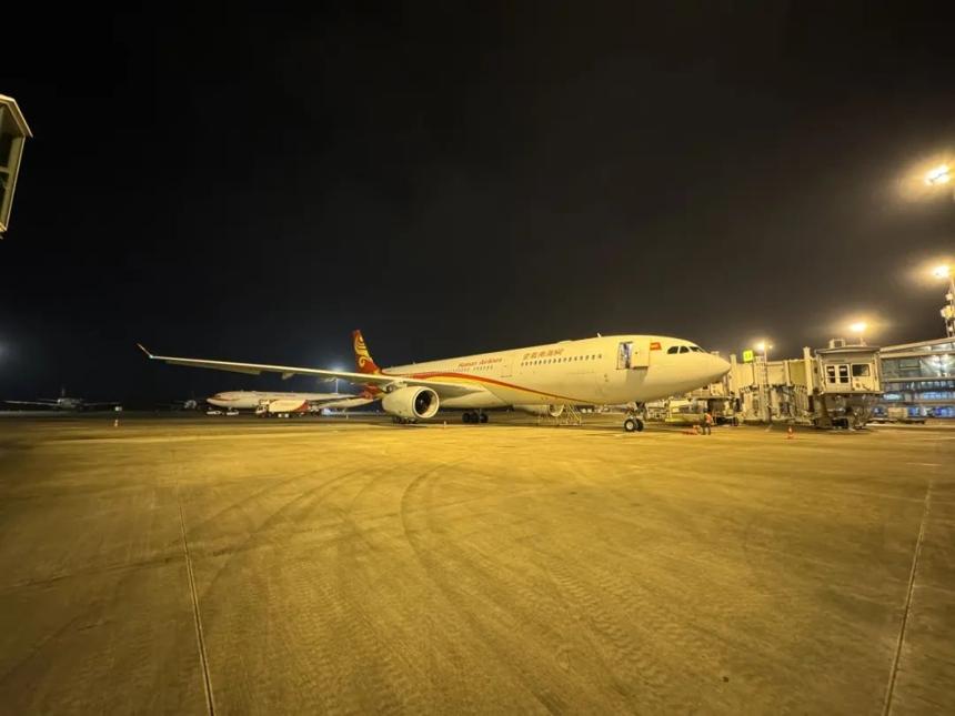 海南首次通航中東地區!海口至阿布扎比航線首航 海南首次通航中東地區!海口至阿布扎比航線首航