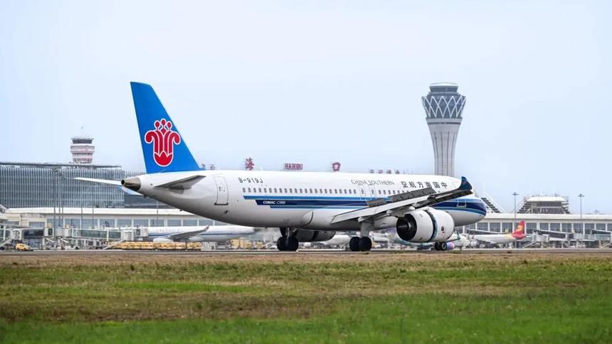 中國國產(chǎn)大飛機C919商業(yè)首飛海南 中國國產(chǎn)大飛機C919商業(yè)首飛海南