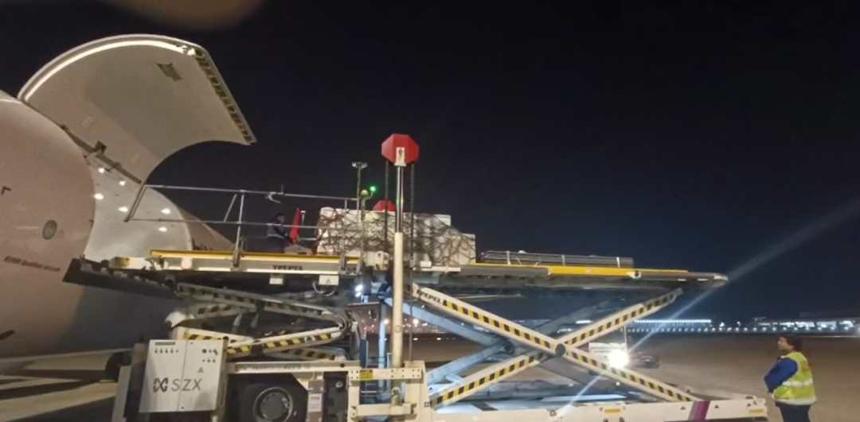 京東物流全貨機運輸多批馬來西亞鮮榴蓮,最快次日即可送達 京東物流全貨機運輸多批馬來西亞鮮榴蓮,最快次日即可送達