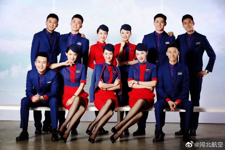  9月24日，河北航空發布第三代空乘制服。
