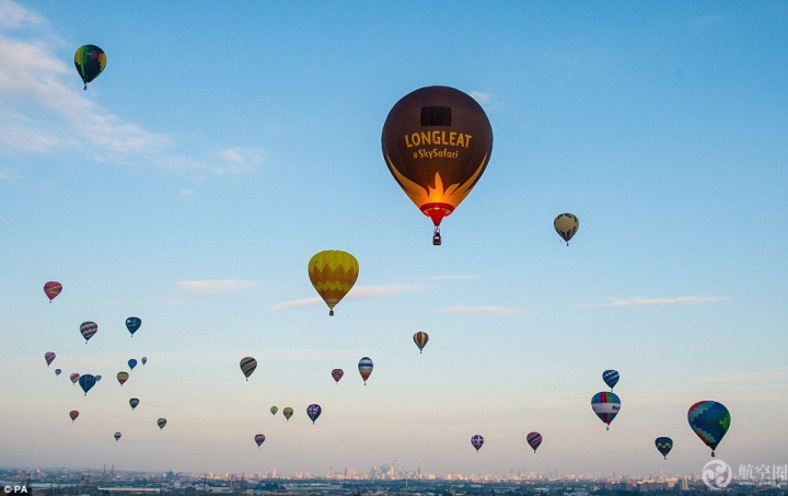6月19日，英國倫敦舉行一年一度的市長熱氣球比賽，為市長基金募集善款