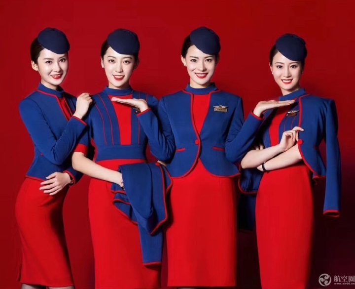  9月24日，河北航空發布第三代空乘制服。