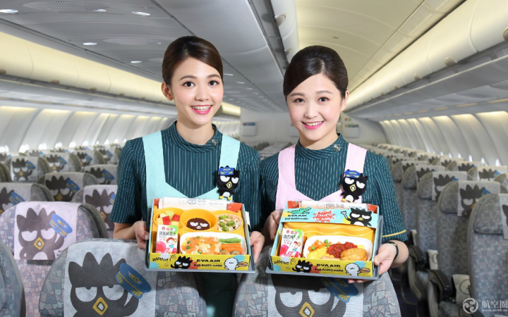 長榮航空第一架以酷企鵝為主題的彩繪機——郊游機于3月4日正式登場